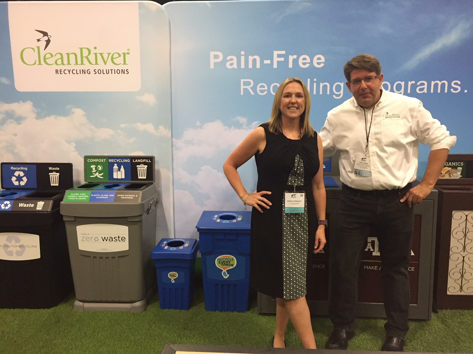 Antonia Edwards and Tom Lembo in front of CleanRiver Recycling Solution’s booth at AASHE