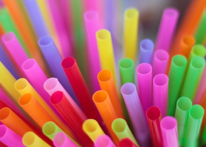plastic straws cannot be recycled